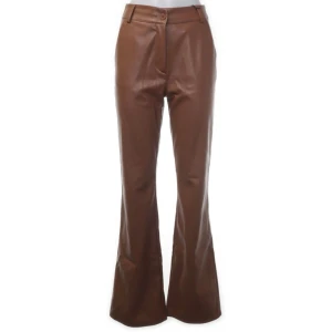 Pu byxa Madlady - PU byxa från Madlady stl M. Använda men i fint skick. 