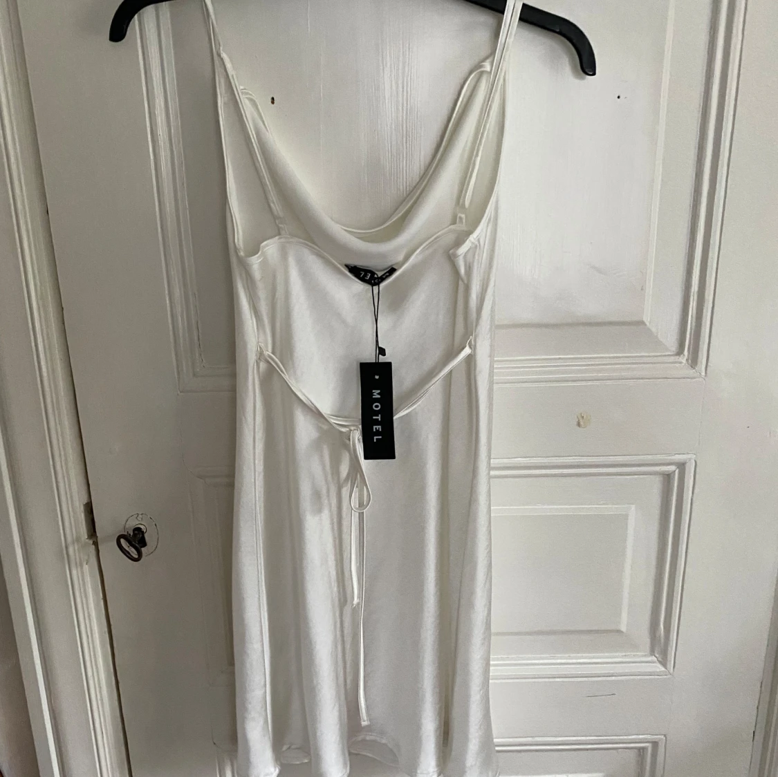Satin klänning - 91