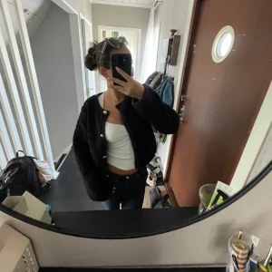 Supermysig teddykofta - Superfin o mysig teddykofta från Nelly som inte går att köpa längre💕Nyskick!