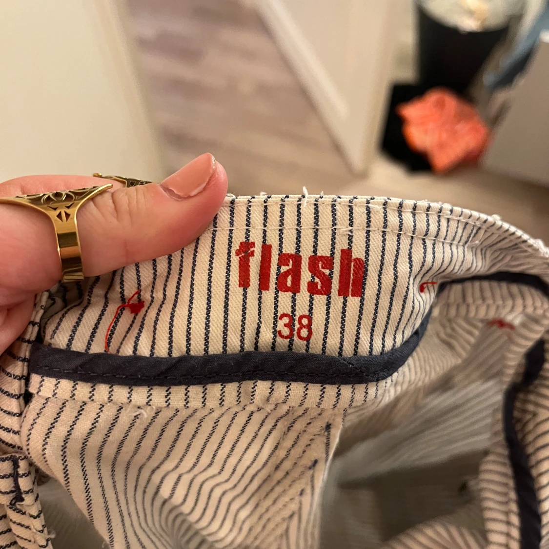 Randiga byxor från Flash - 92