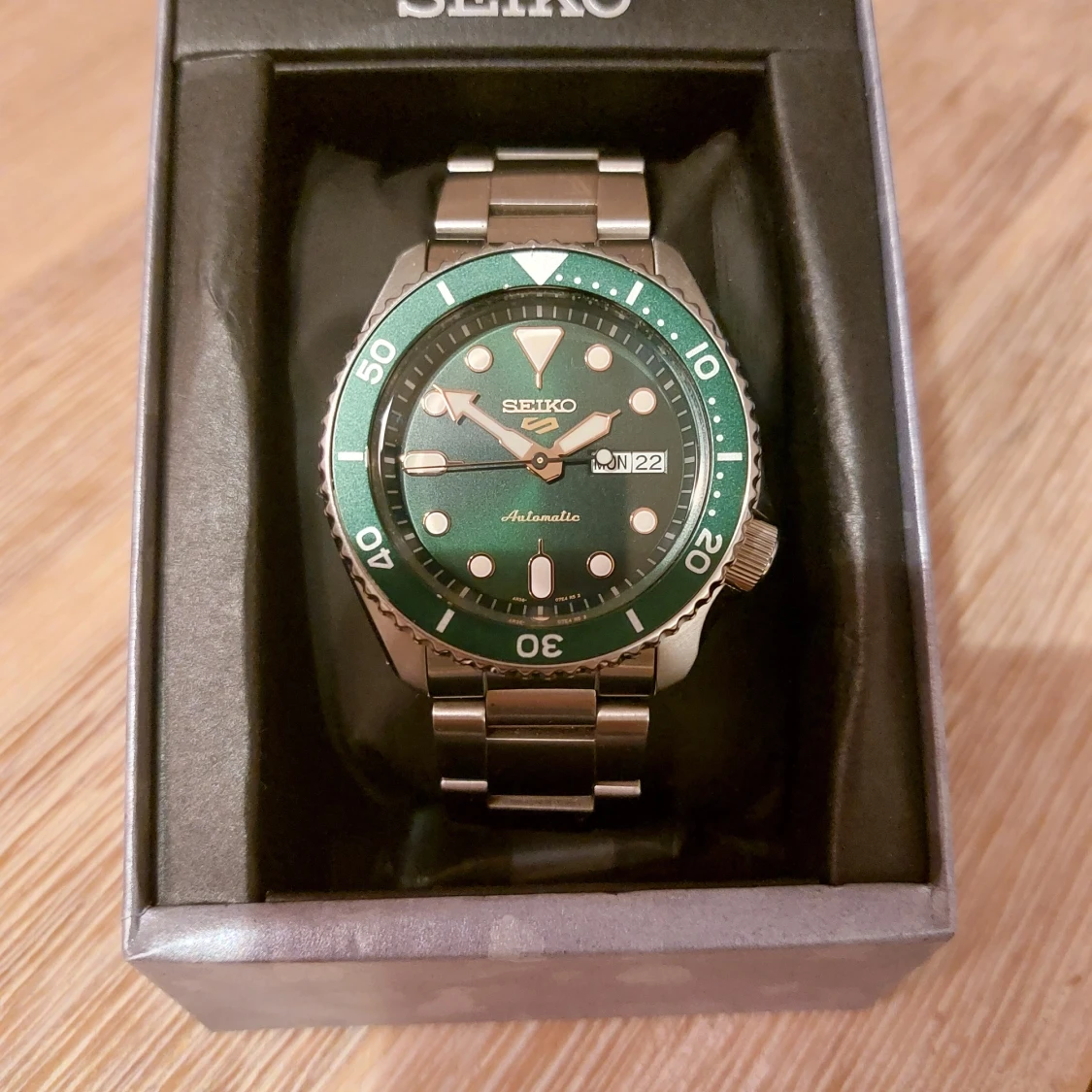 Seiko 5 sports SRPD63K1 