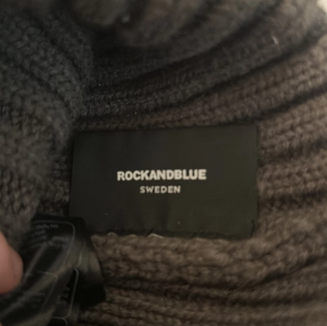 Rockandblue mössa med äkta päls - 91