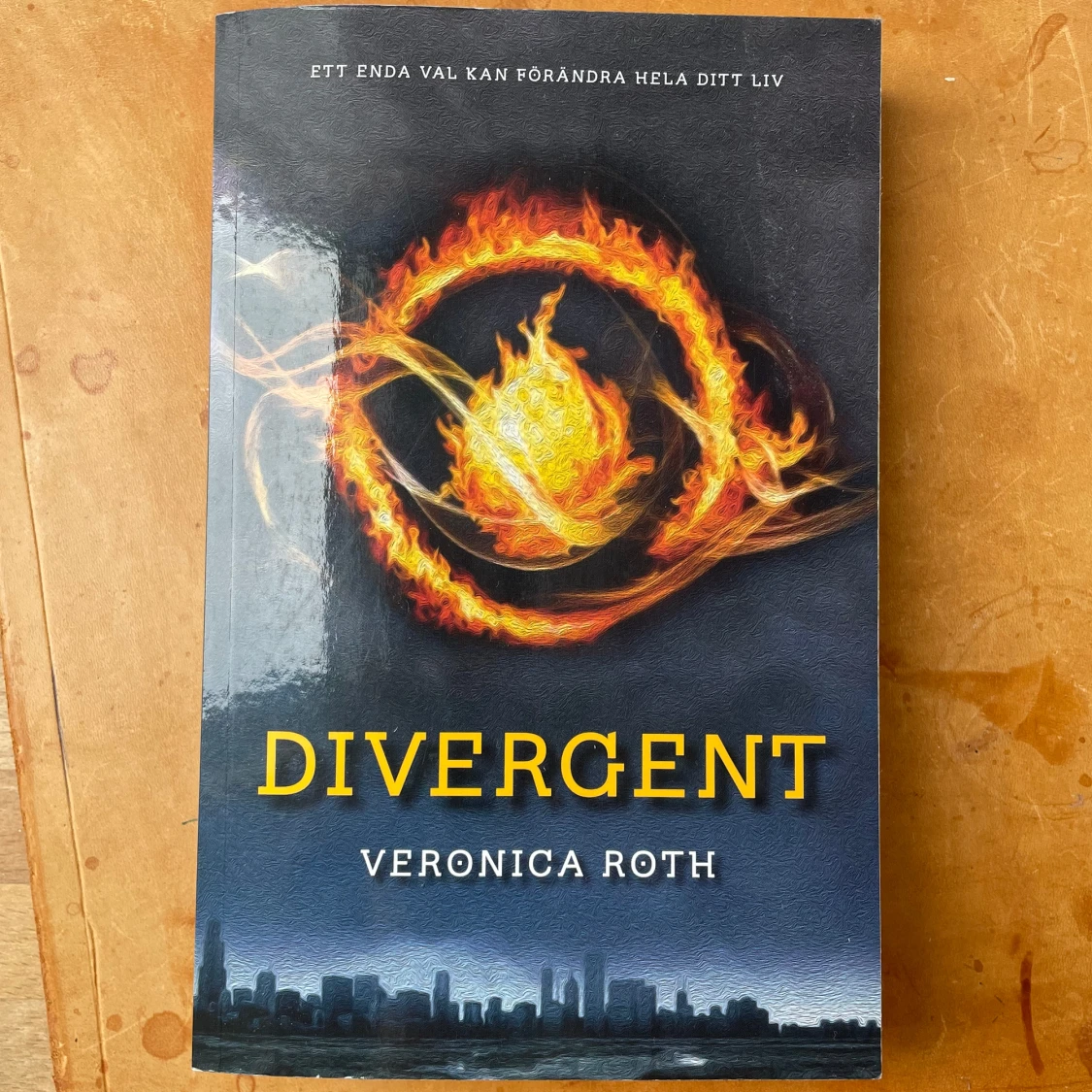 Divergent