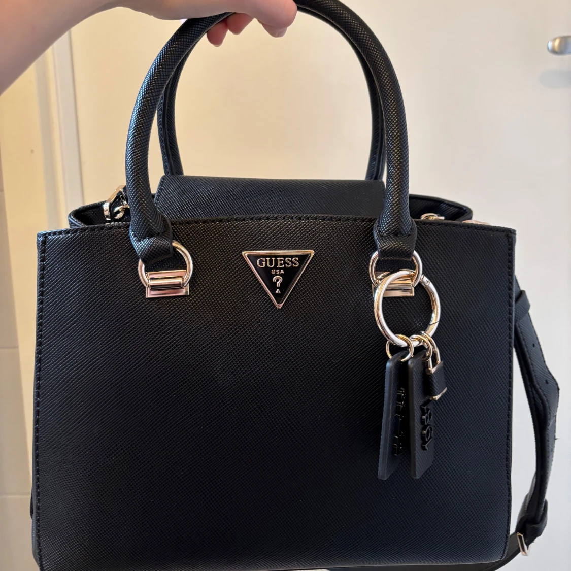 Guess väska  - 93