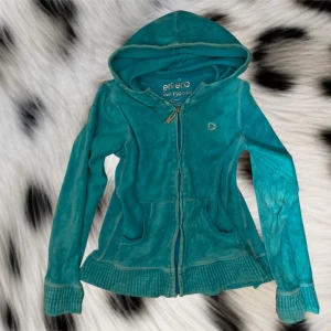 Blå zip up hoodie❤️ - Super fin blå zip up hoodie som är flared när nedtill❤️