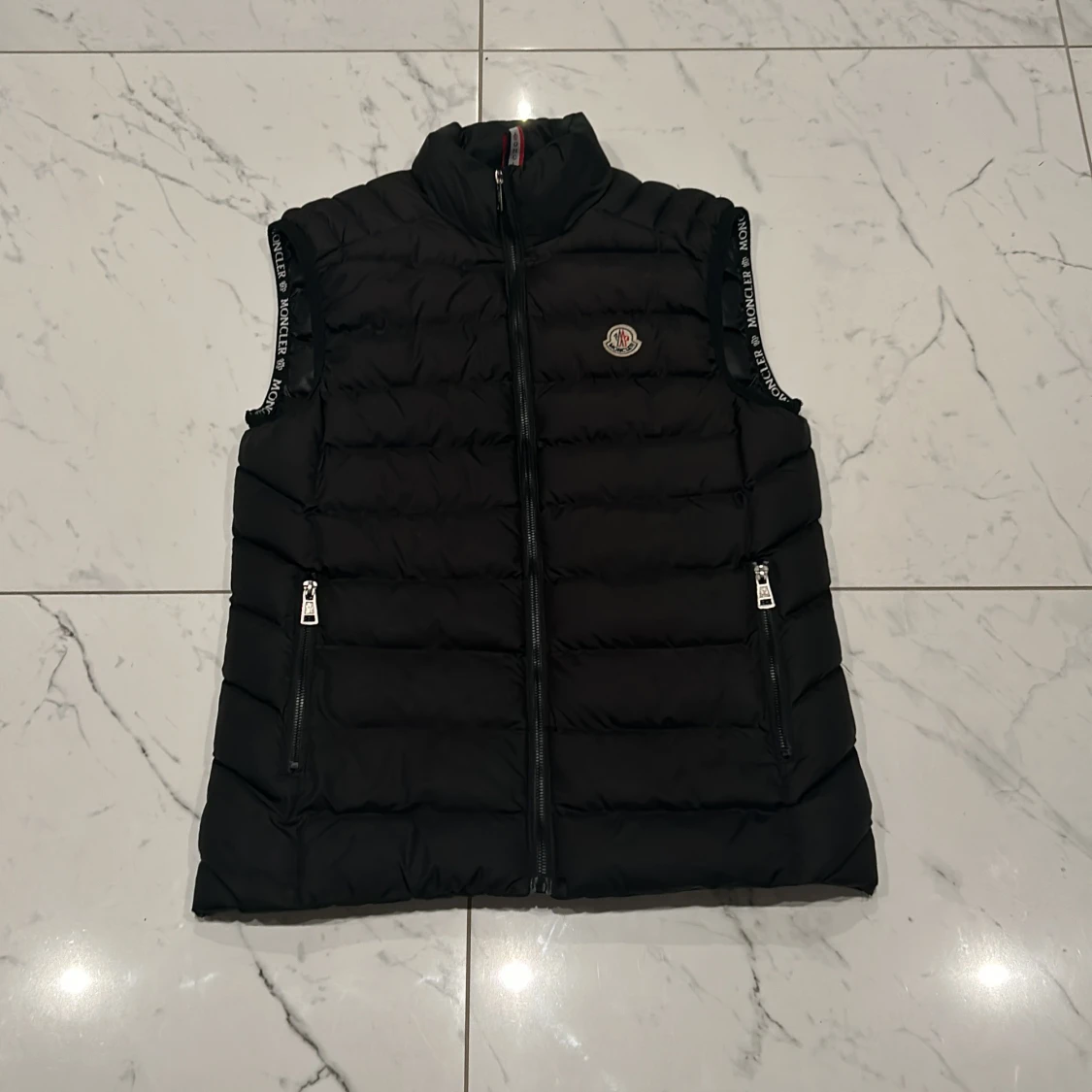 Moncler väst