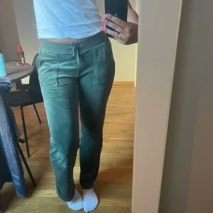 Juicy Couture byxor  - Bra skick, storlek S