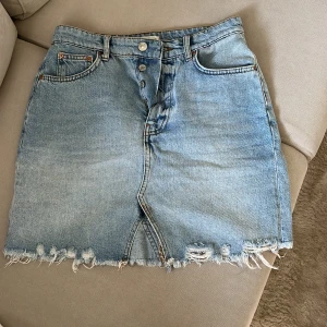 Jeans kjol - Jeans kjol, som ny. 