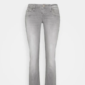 Ltb jeans  - Säljer dessa populära jeans då de inte kommer till användning! 