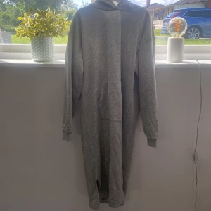 Hoodieklänning - Lång hoodie/klänning, jätte mysig