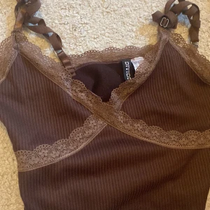 Brun tröja från hm - Fin men inte min stil 