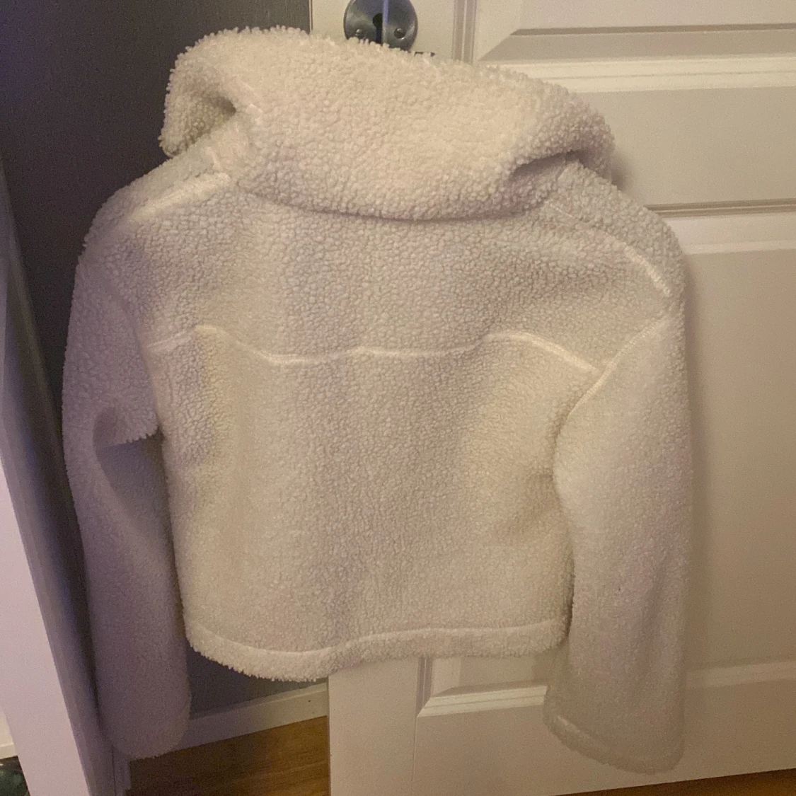 Vit teddyjacka från H&M - 1