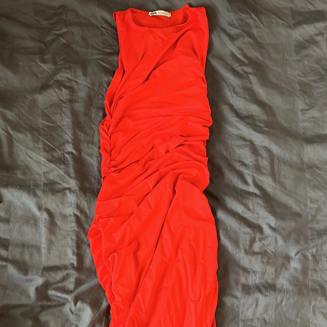  långklänning från Zara - 1