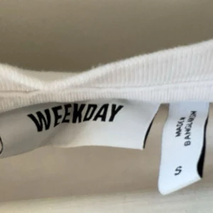 Basic tshirts  - Basic white t shirt from weekday perfect basic 