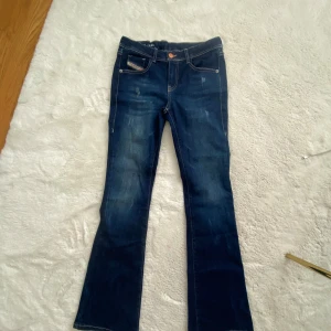 Diesel bootcut jeans  - Diesel bootcut jeans i nysick🤗