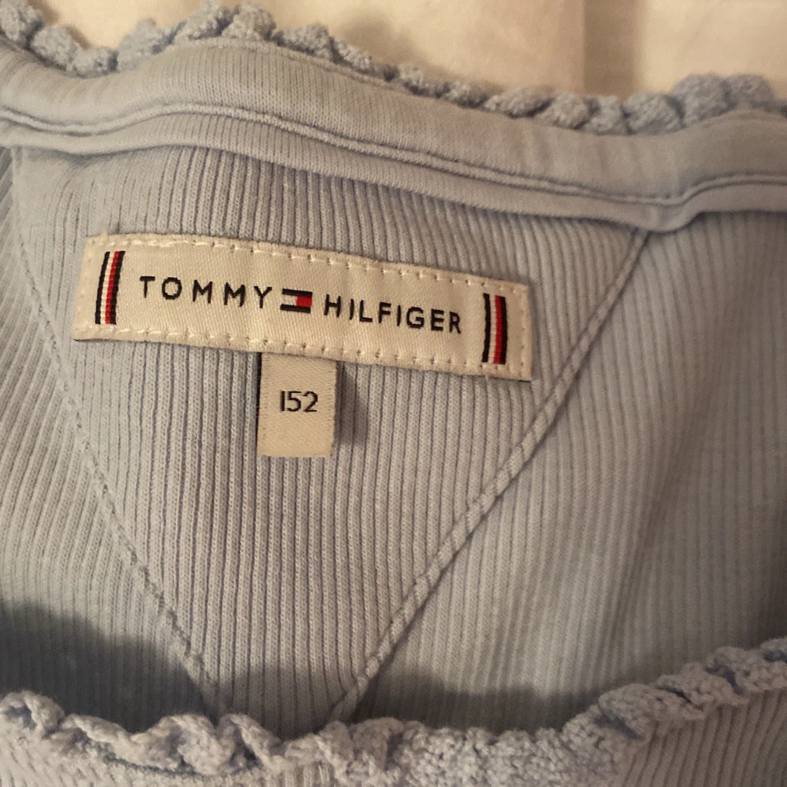 Tommy hilfiger ljus blå🏆🎀 - 90