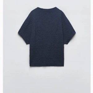 Zara blå tröja  - Så fin o slutsåld kommer bara inte till användning, 🥰