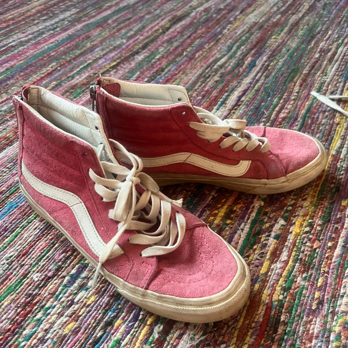 Rosa höga sneakers från Vans - 91