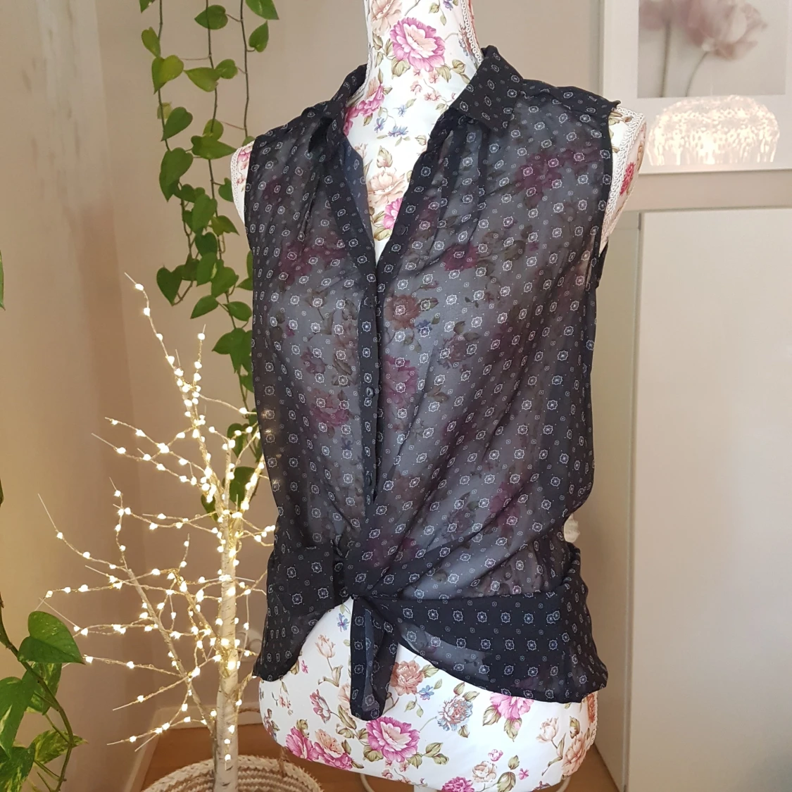 Skirt chiffonglinne med knäppning