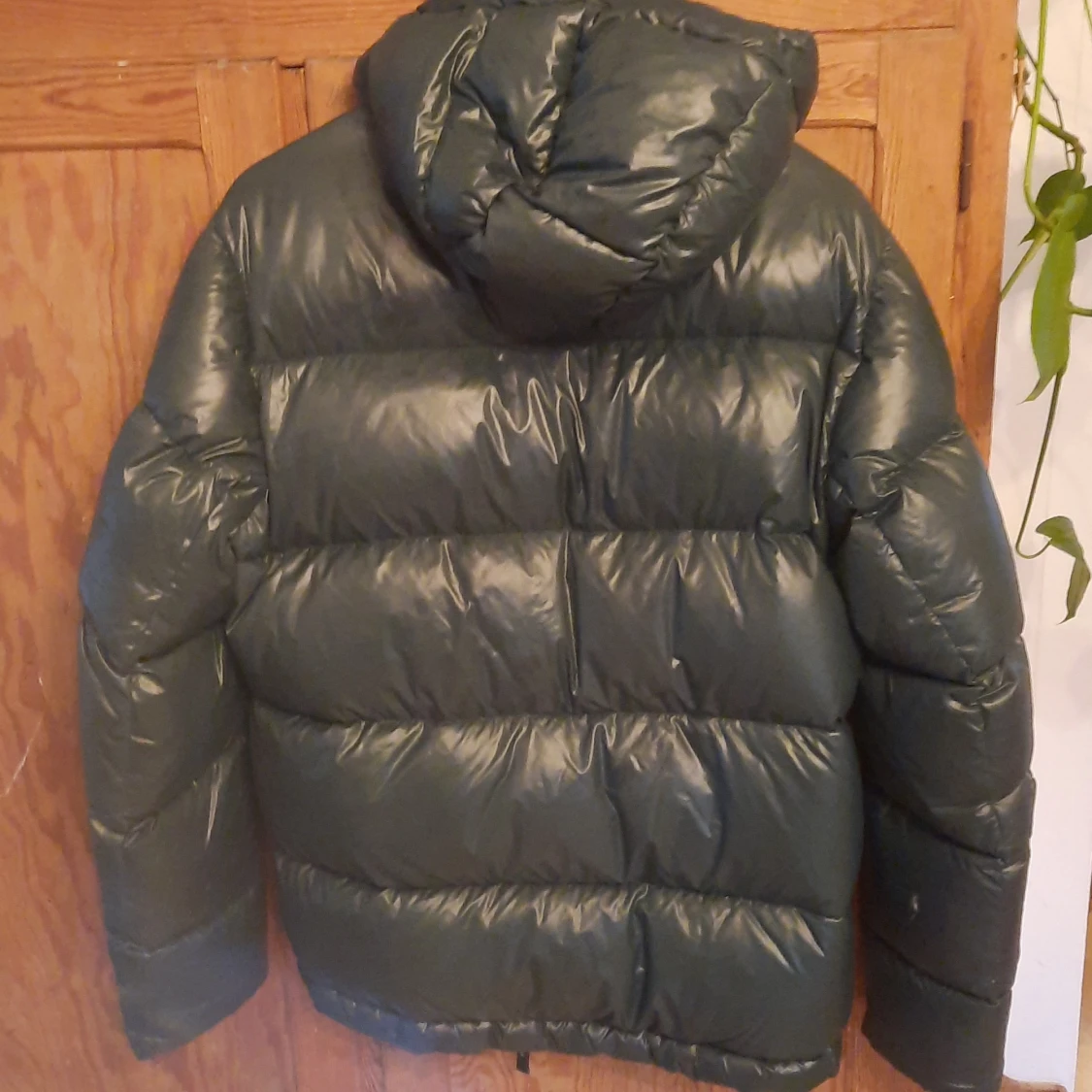 Grön pufferjacka från Peak Performance - 90
