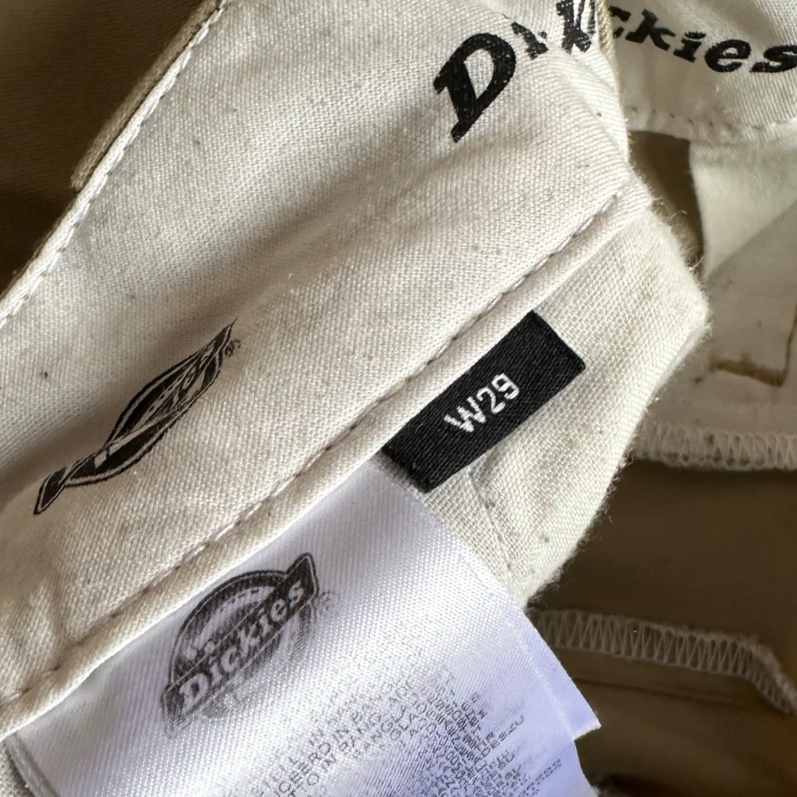 Biege Dickies byxor W/29 - 4
