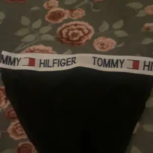 Jag säljer helt nya Tommy Hilfiger och Calvin Klein underkläder och säljer dom för 200kr🤍