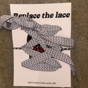 Skosnören  - Ascoola skosnören köpt av ett uf företag för några månader sedan, helt nya❤️‍🔥