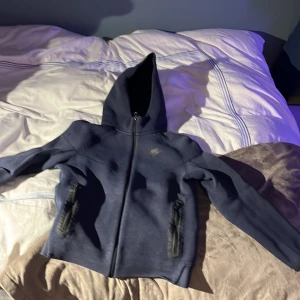 Nike tech - Det har alltid varit använda. PostNord.