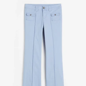 Hm jeans   - Populära jeans från hm som bara använts 1 gång, så dem är som i nyskick! ☺️☺️ 