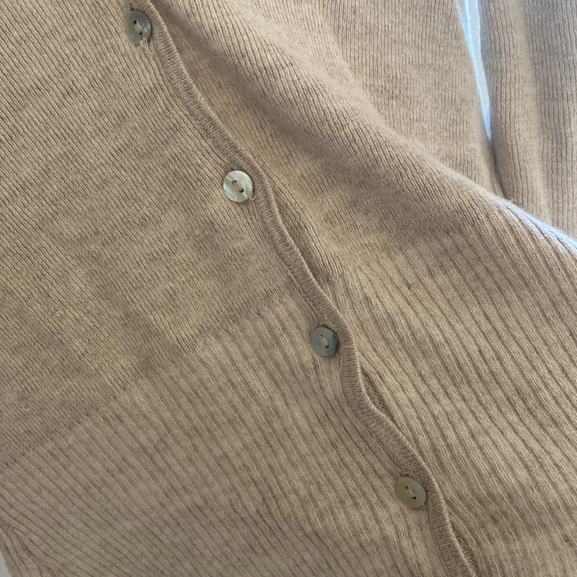 Beige kofta från H&M - 1