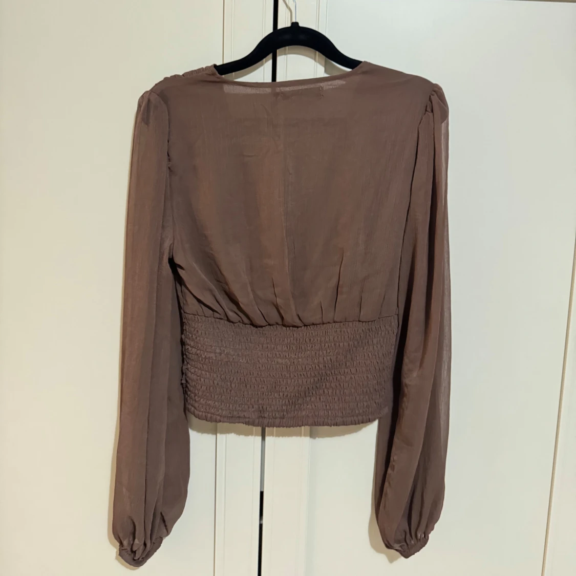 Brun blus från Bik Bok - 91