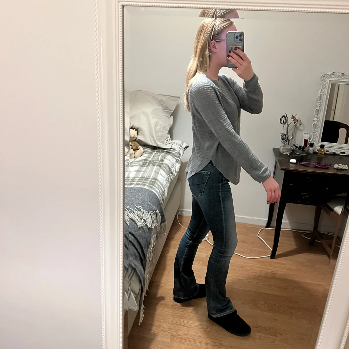 Grå långärmad tröja - 90