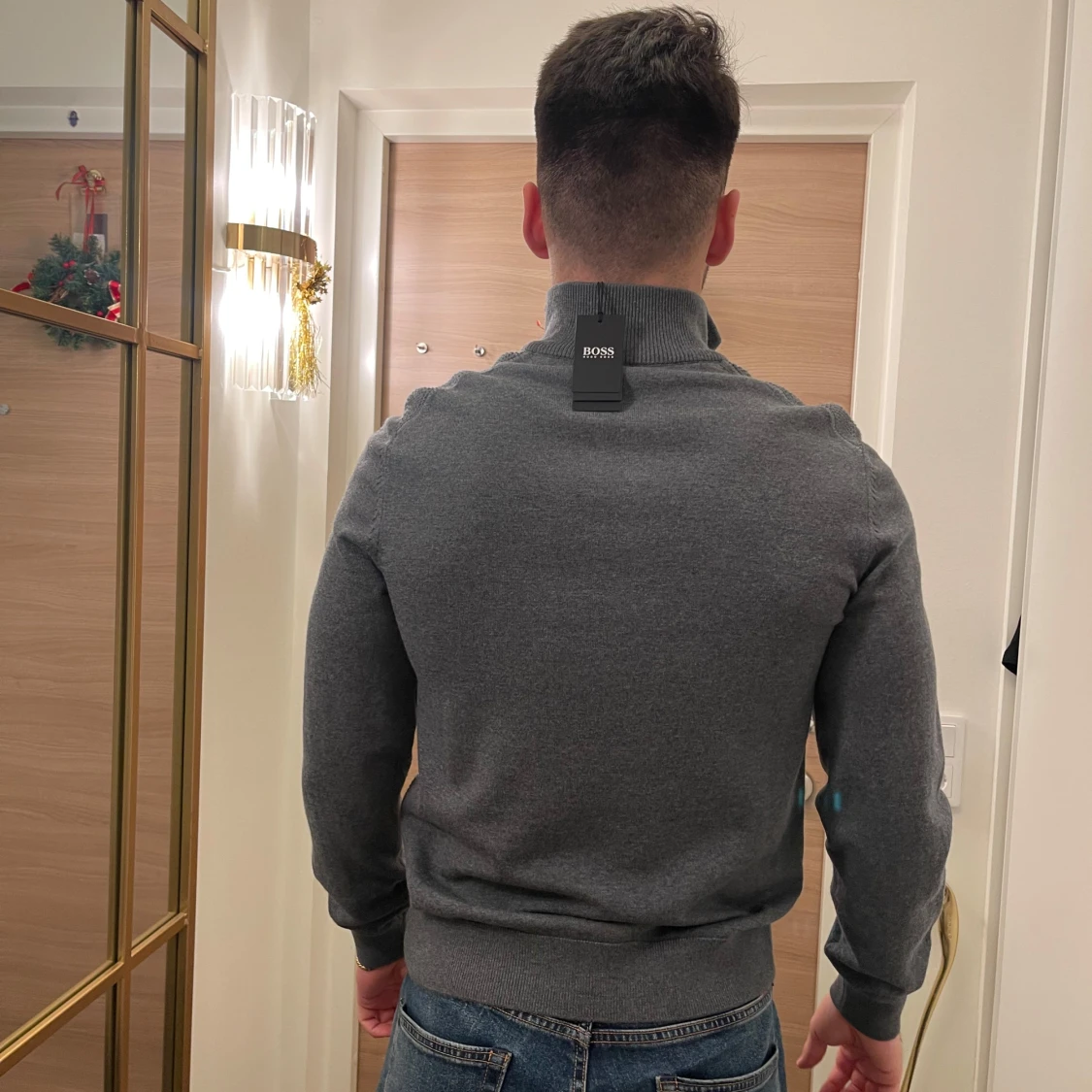 Grå tröja med dragkedja från BOSS - 90