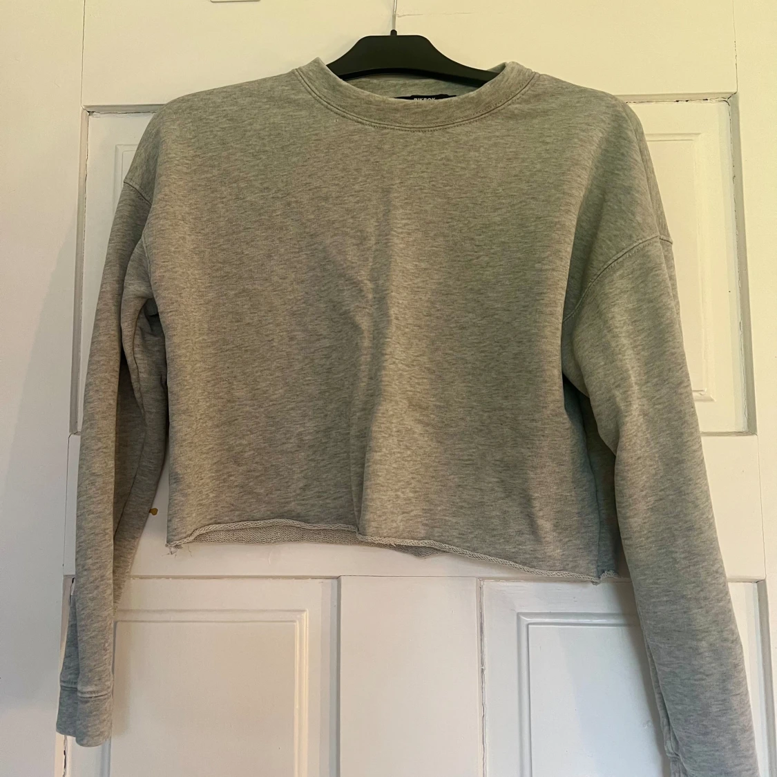Croppad tröja 