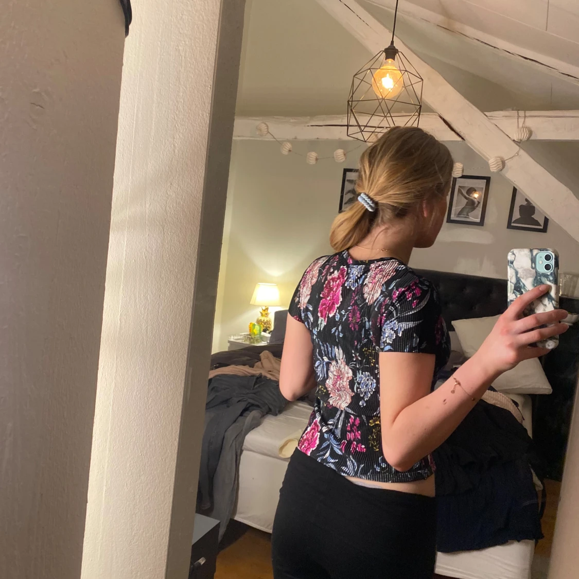 Mönstrad blus  - 90