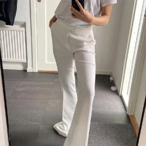 Kostymbyxor vita - Som nya!