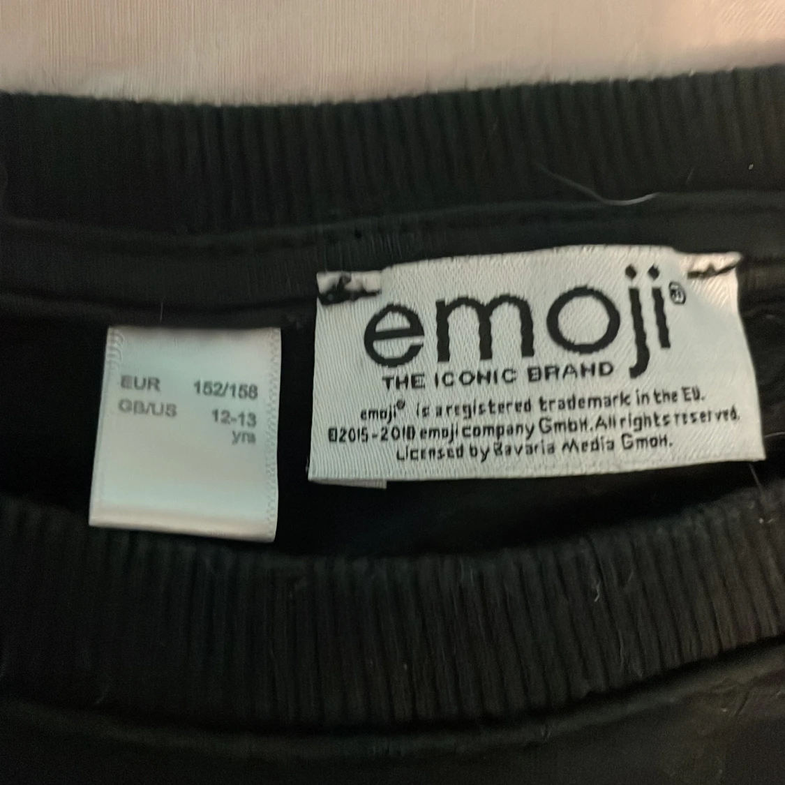 Svart Paljett tröja  - 92