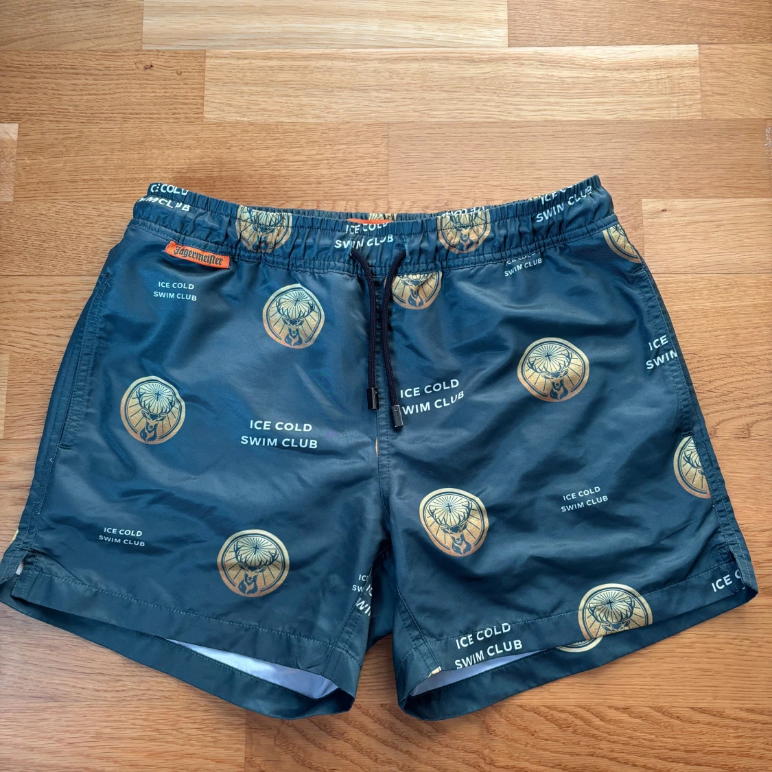 Jägermeister badbyxor