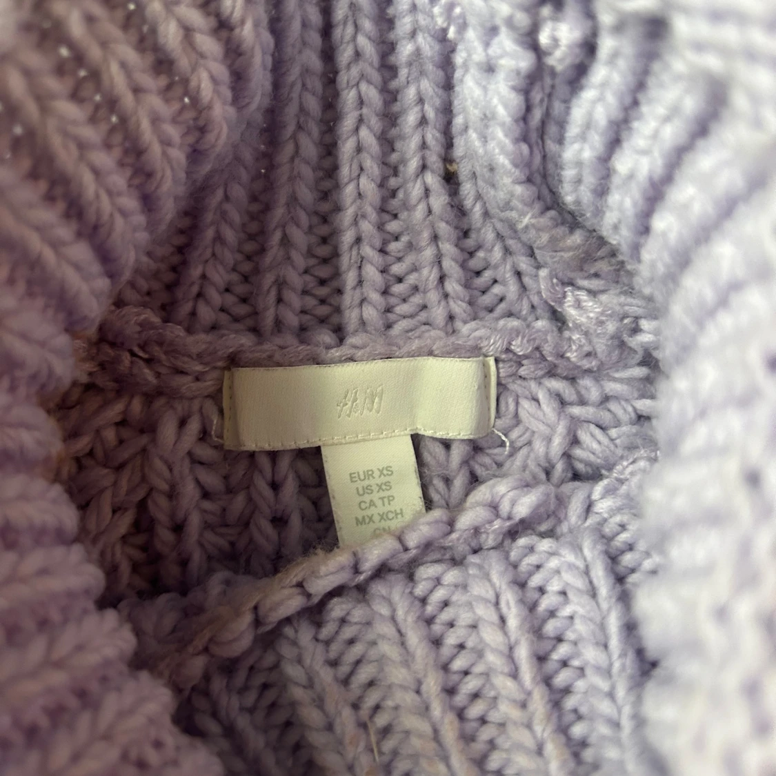 Lila skickad tröja - 91