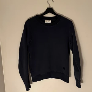 Acne studios tröja - Acne tröja i fint skick storlek S