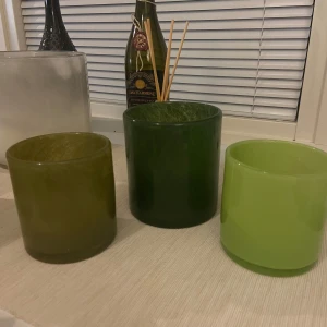 3st ljuslyktor i olika gröna färger, nya - matchande ljuslyktor 