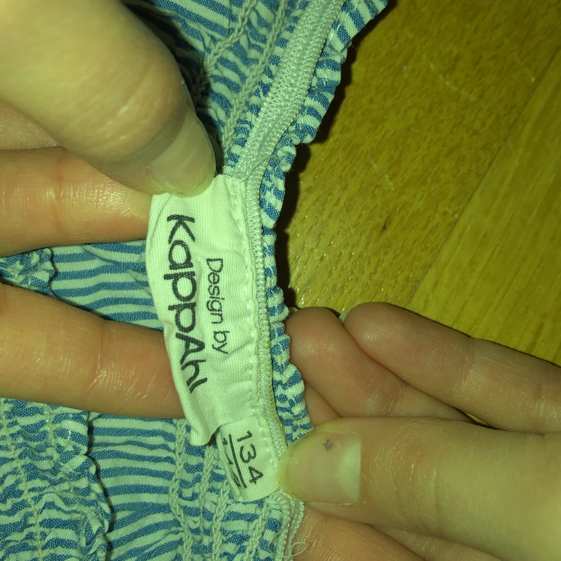 Blå- och vitrandig tröja från KappAhl - 2