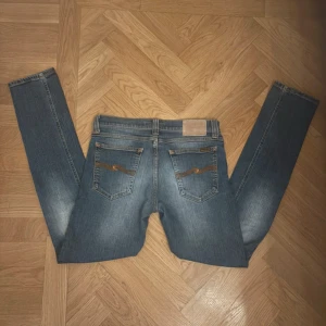 Nudie jeans - Nudie jeans  Modell Tight Long John W 29 L 32 Sitter slim