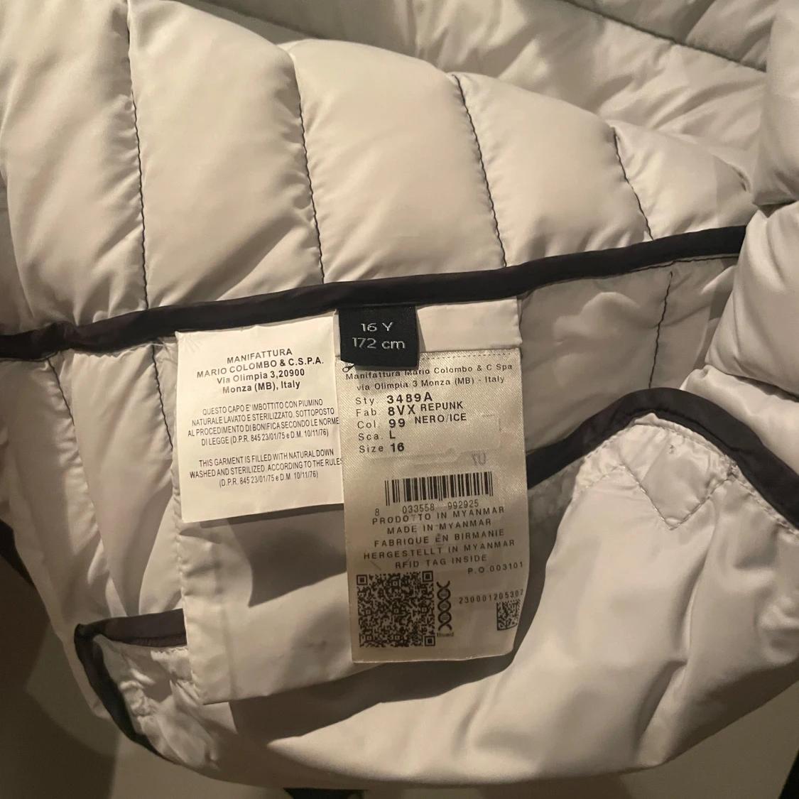 Svart dunväst från Colmar - 1