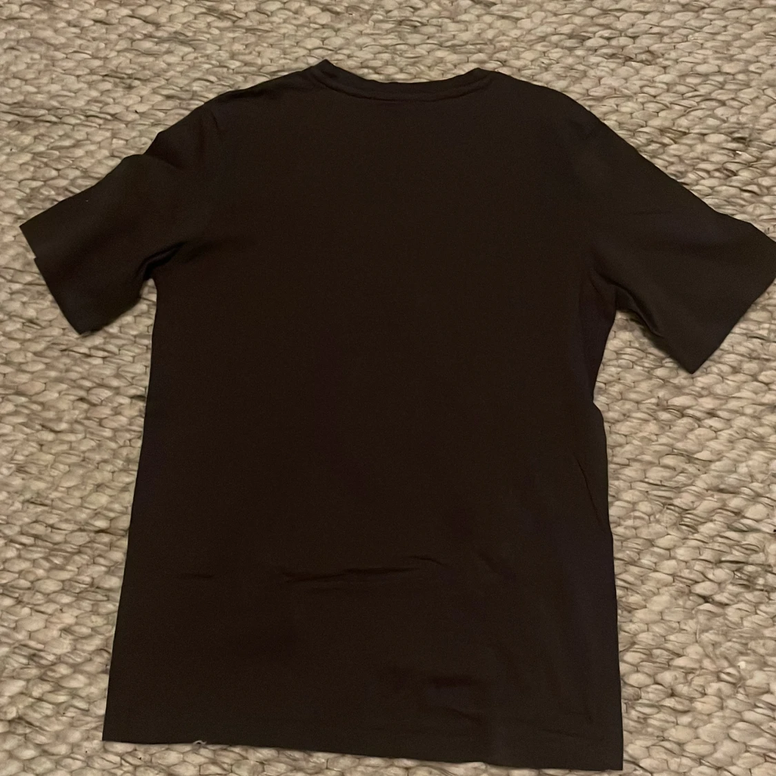 Mörkgrå J&J T-Shirt - 2