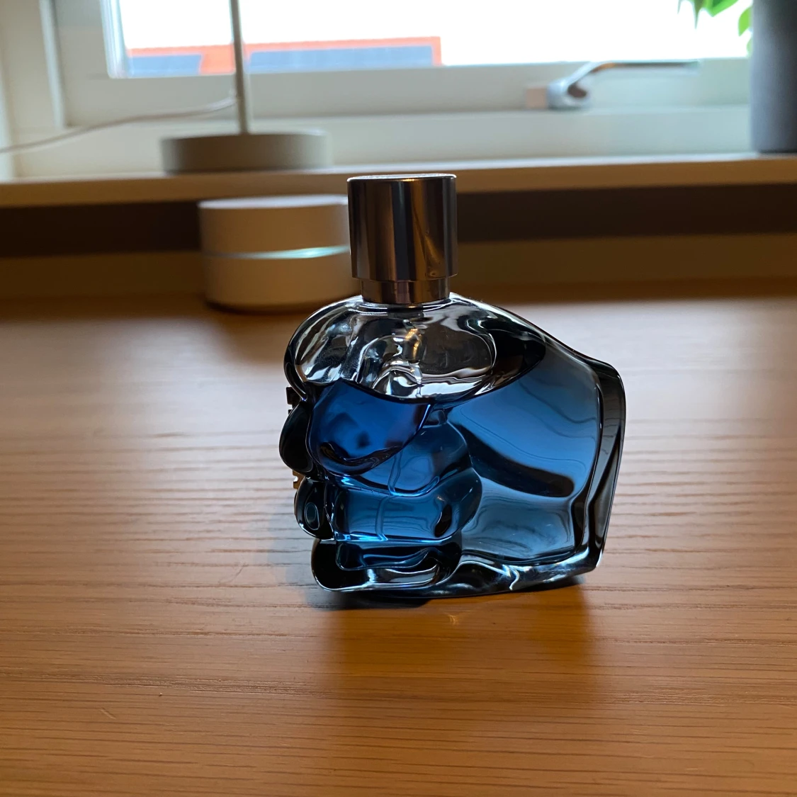 Blå parfymflaska från Diesel - 1