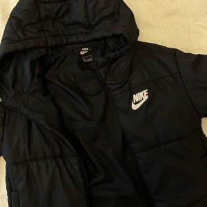 Nike jacka - Stl S, bra skick! 🌟
