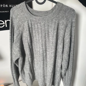 oversized knit - använd fåtal gånger, inga defekter 💖💖