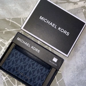 Korthållare ny - Knappt använd då jag fick en ny i födelsedagspresent 