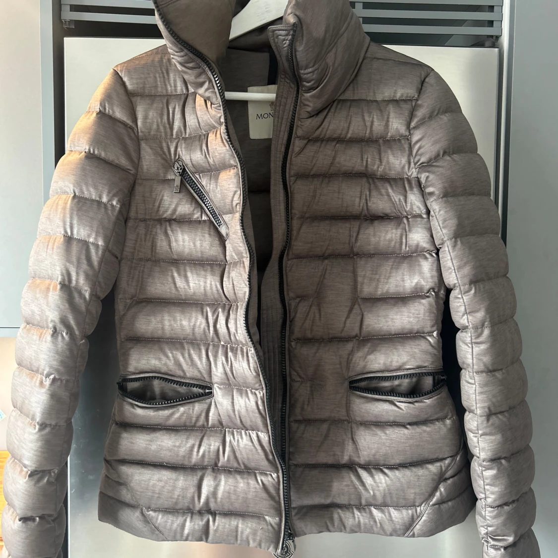 Moncler jacka figursydd  - 90